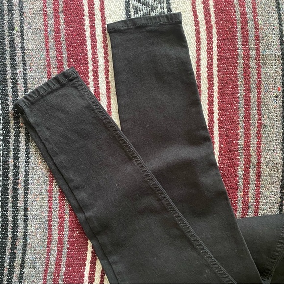NWOT Topshop Jamie jeans in black - Picture 3 of 6
